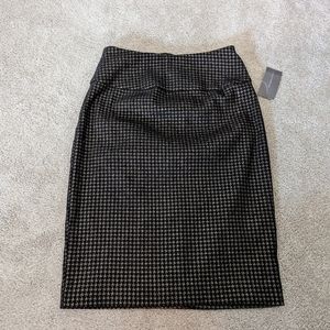 Black & gold houndstooth pencil skirt // XS